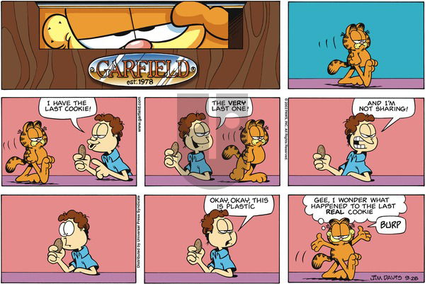 Garfield on Sunday September 28, 2003 Comic Strip
