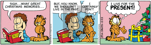 Garfield - Friday December 22, 2000 Comic Strip
